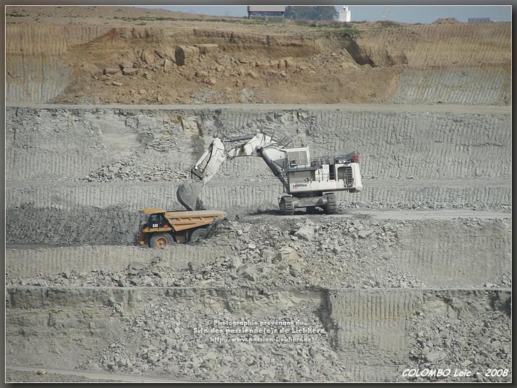https://www.passion-liebherr.net/galeries/g_extras_loic/dsc04172_hf.jpg https://www.passion-liebherr.net/galeries/g_extras_loic/dsc04172_hf.jpg
