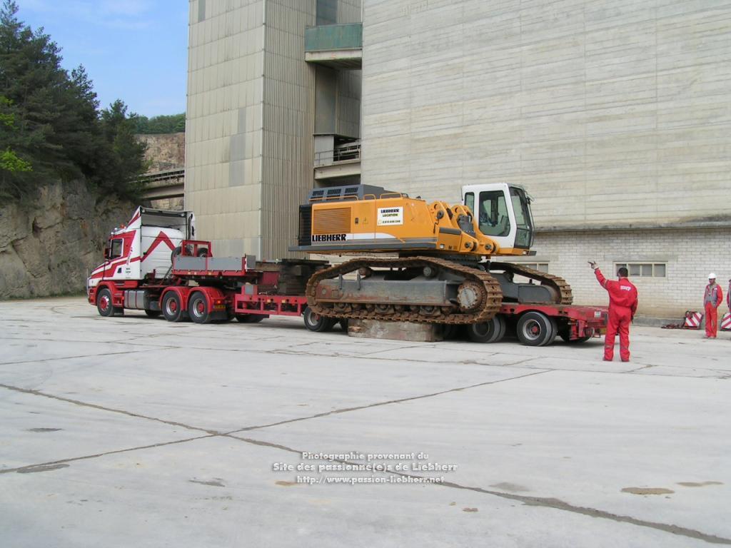 https://www.passion-liebherr.net/galeries/g_extras_webmaster/pict1185.jpg