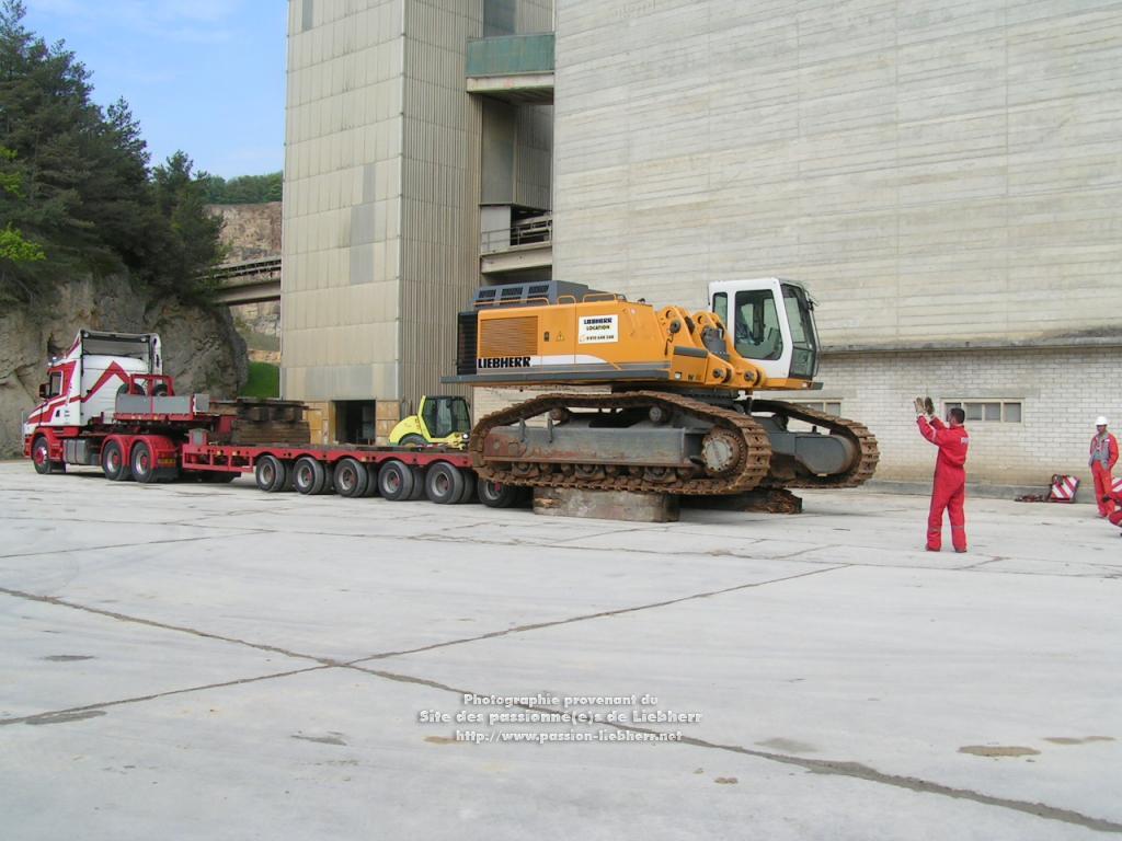 https://www.passion-liebherr.net/galeries/g_extras_webmaster/pict1187.jpg