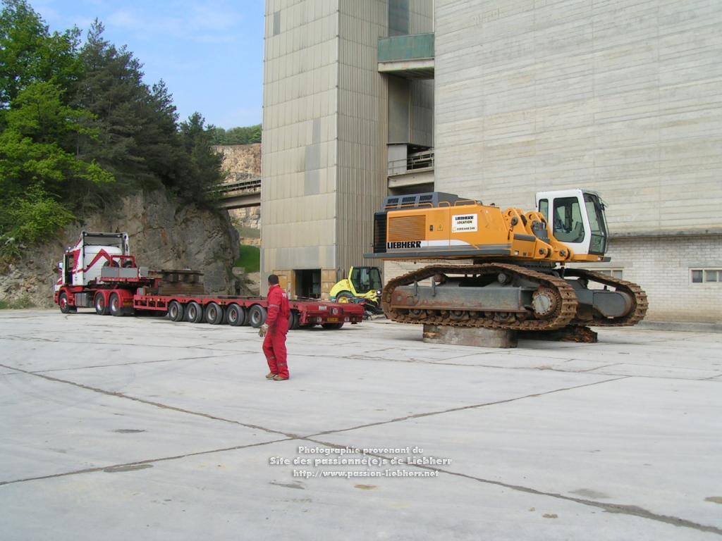 https://www.passion-liebherr.net/galeries/g_extras_webmaster/pict1189.jpg