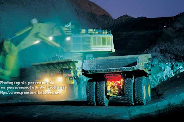 https://www.passion-liebherr.net/galeries/g_pelles_chenilles/tpl_burton10.jpg