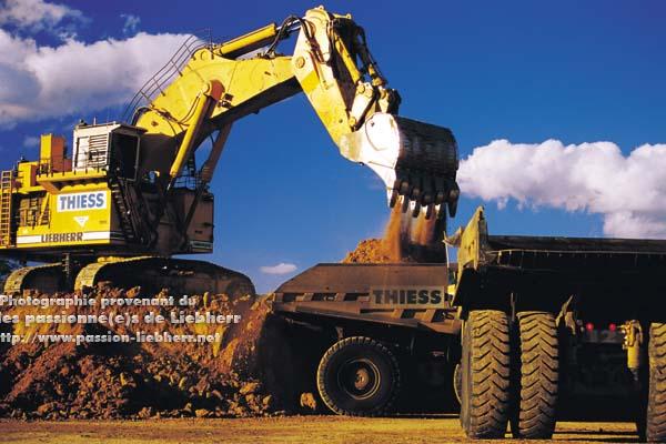 https://www.passion-liebherr.net/galeries/g_pelles_chenilles/tpl_burton8.jpg
