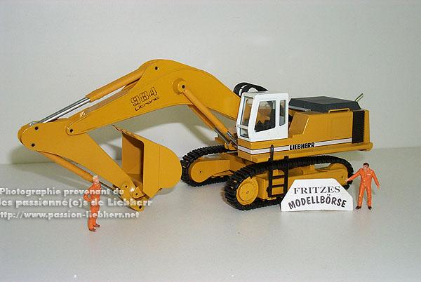 https://www.passion-liebherr.net/images_forum/r984_3_retro.jpg